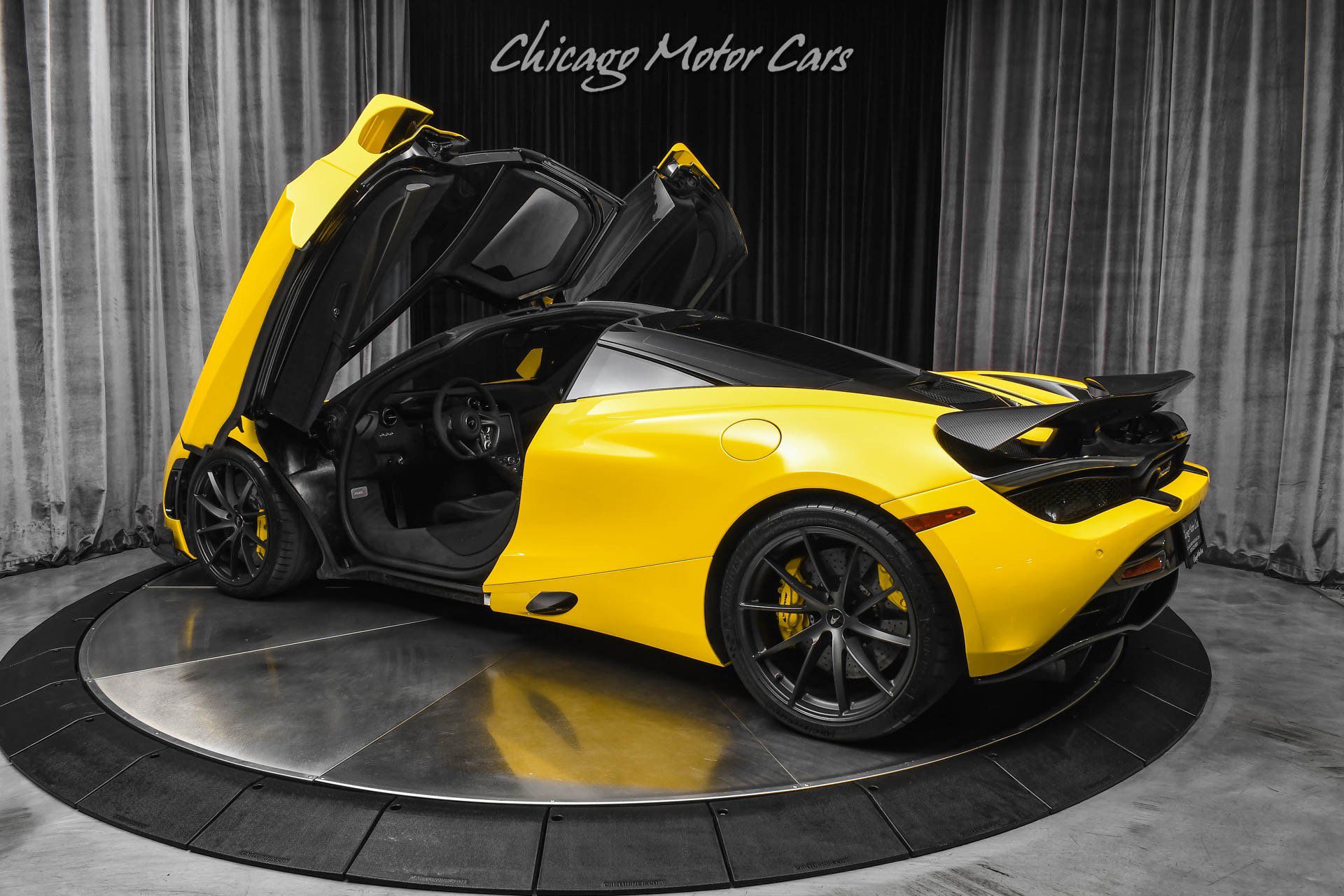 Used 2020 McLaren 720S Performance photo 41