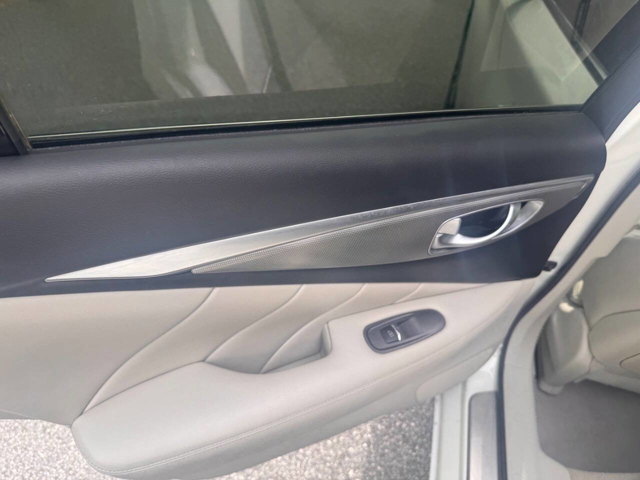 2017 INFINITI Q50 Sport