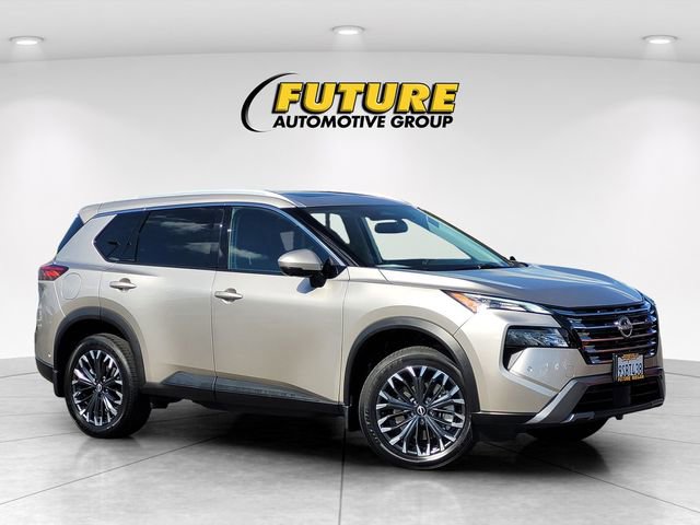 Certified 2025 Nissan Rogue SL w/ Tech Package