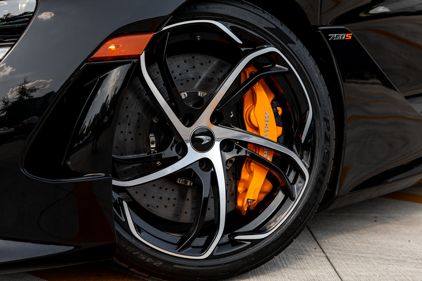 Used 2024 McLaren 750S photo 37