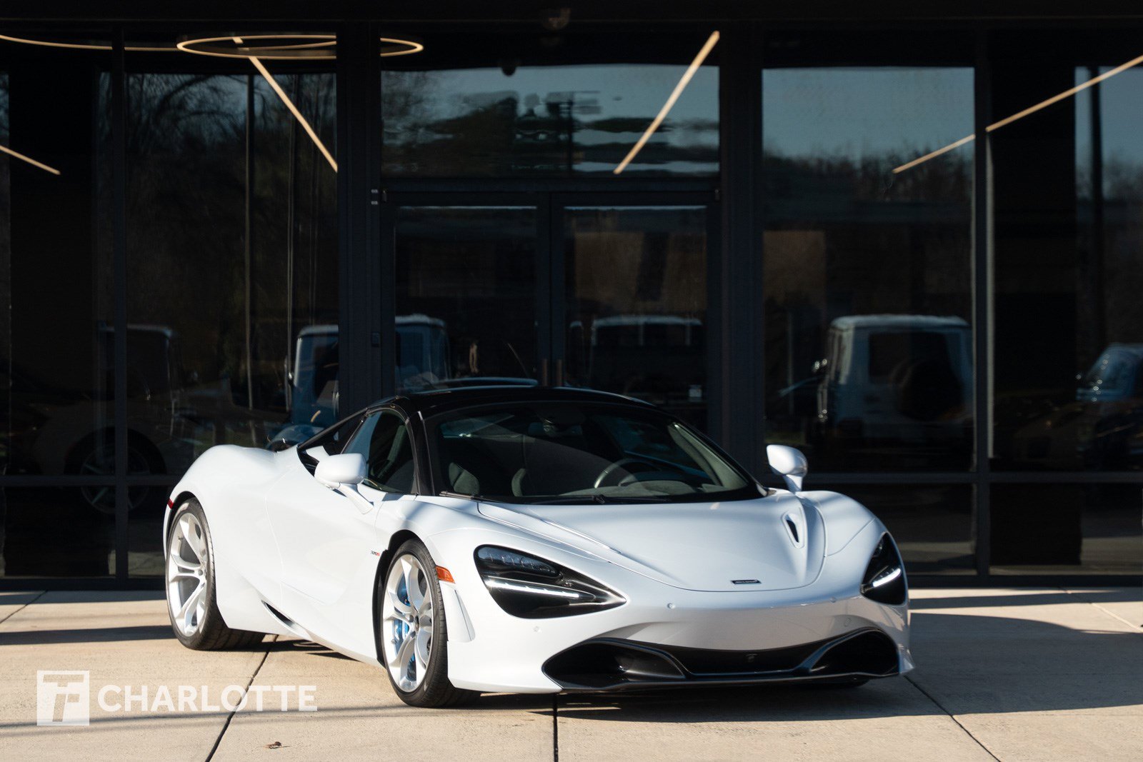 Used 2020 McLaren 720S Spider 1