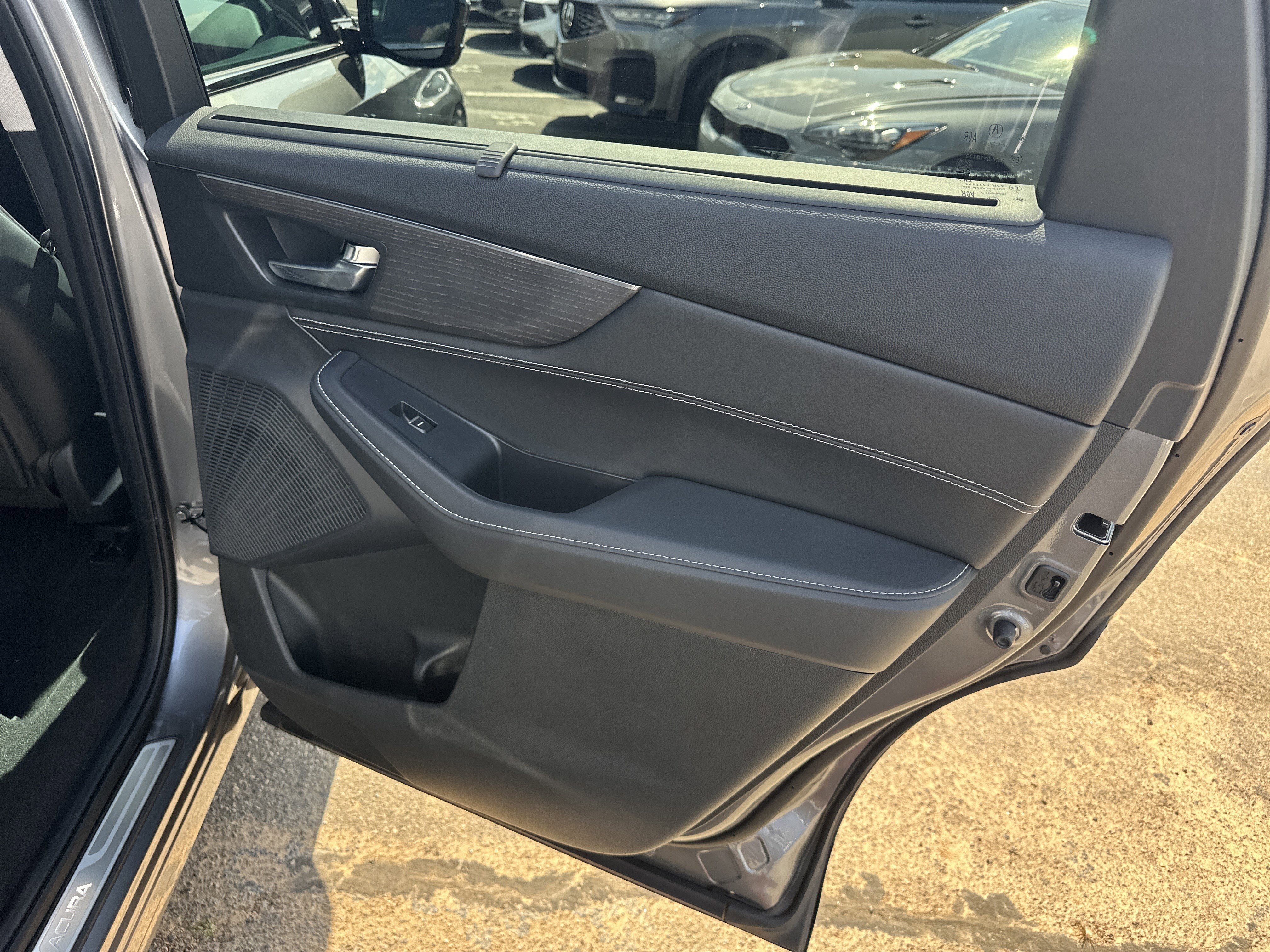 2024 Acura MDX SH-AWD w/ Advance Package