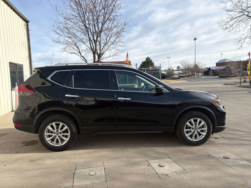2020 Nissan Rogue SV
