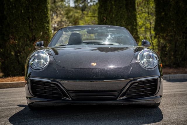 2019 Porsche 911 Carrera
