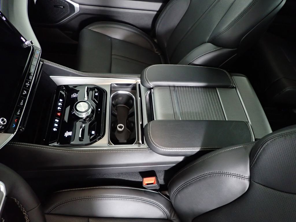 2026 Jeep Grand Wagoneer 4WD