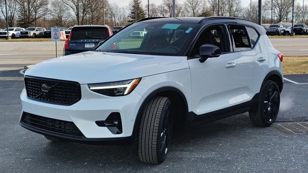2026 Volvo Xc40 B5 Ultra