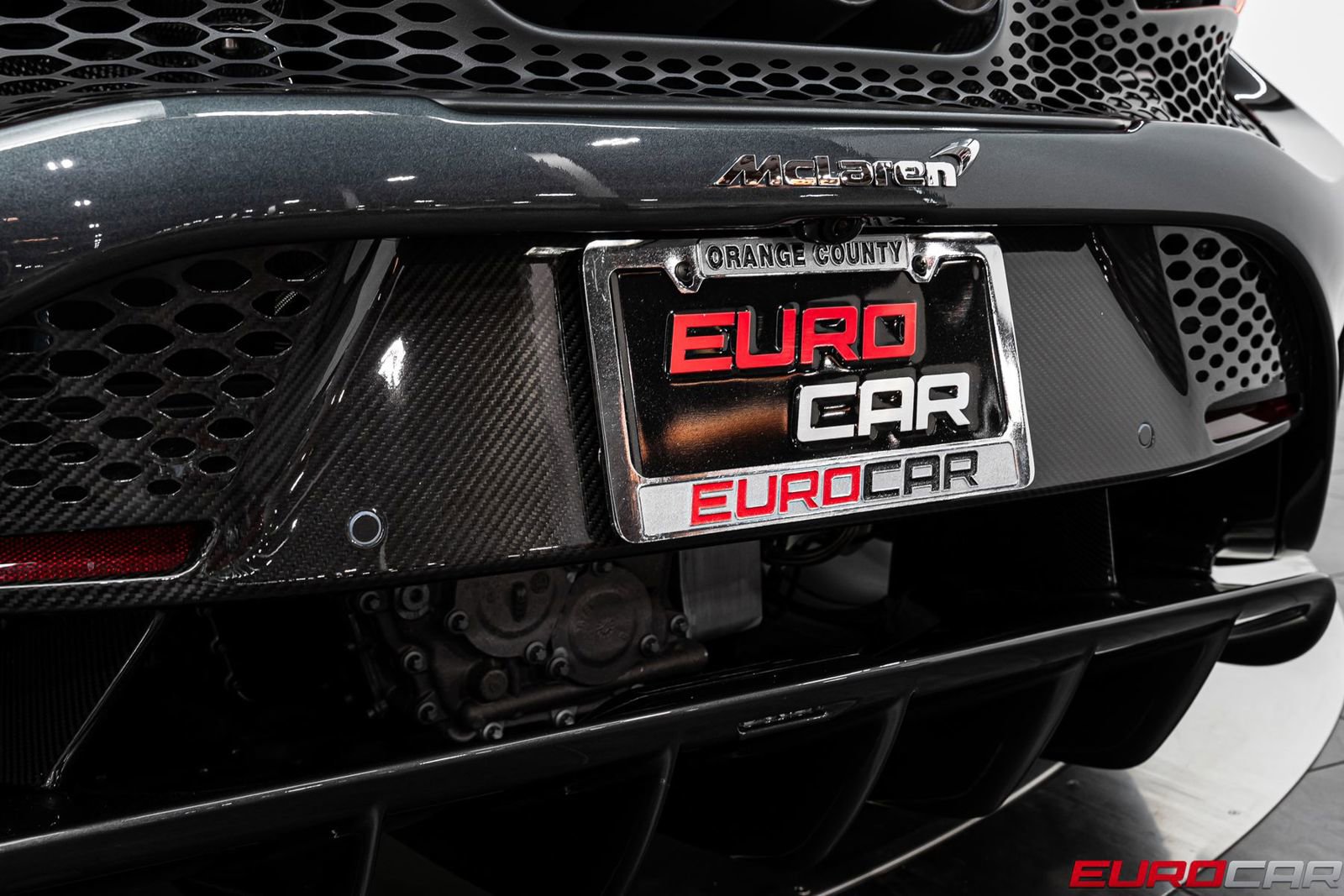 Used 2021 McLaren 765LT photo 31