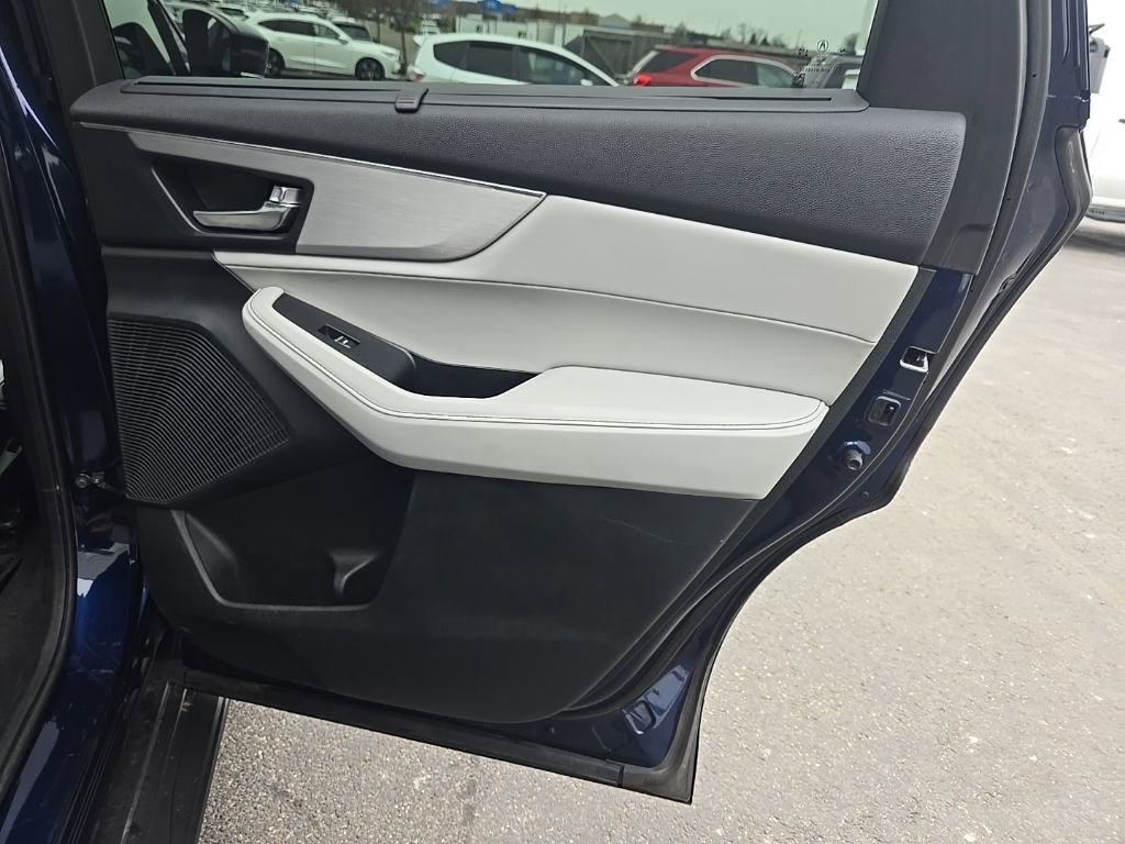 2024 Acura MDX SH-AWD w/ Technology Package