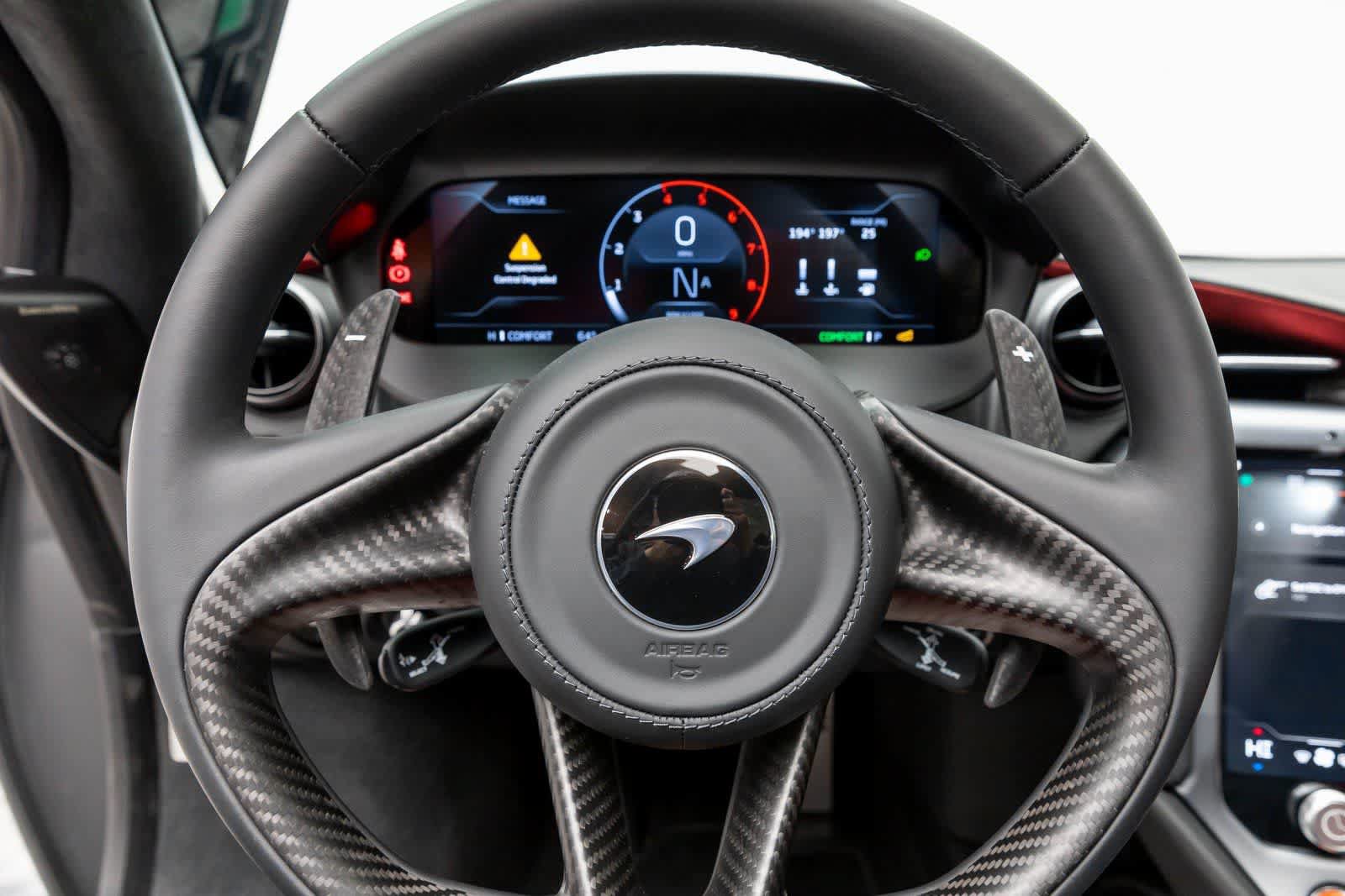 New 2026 McLaren 750S photo 14