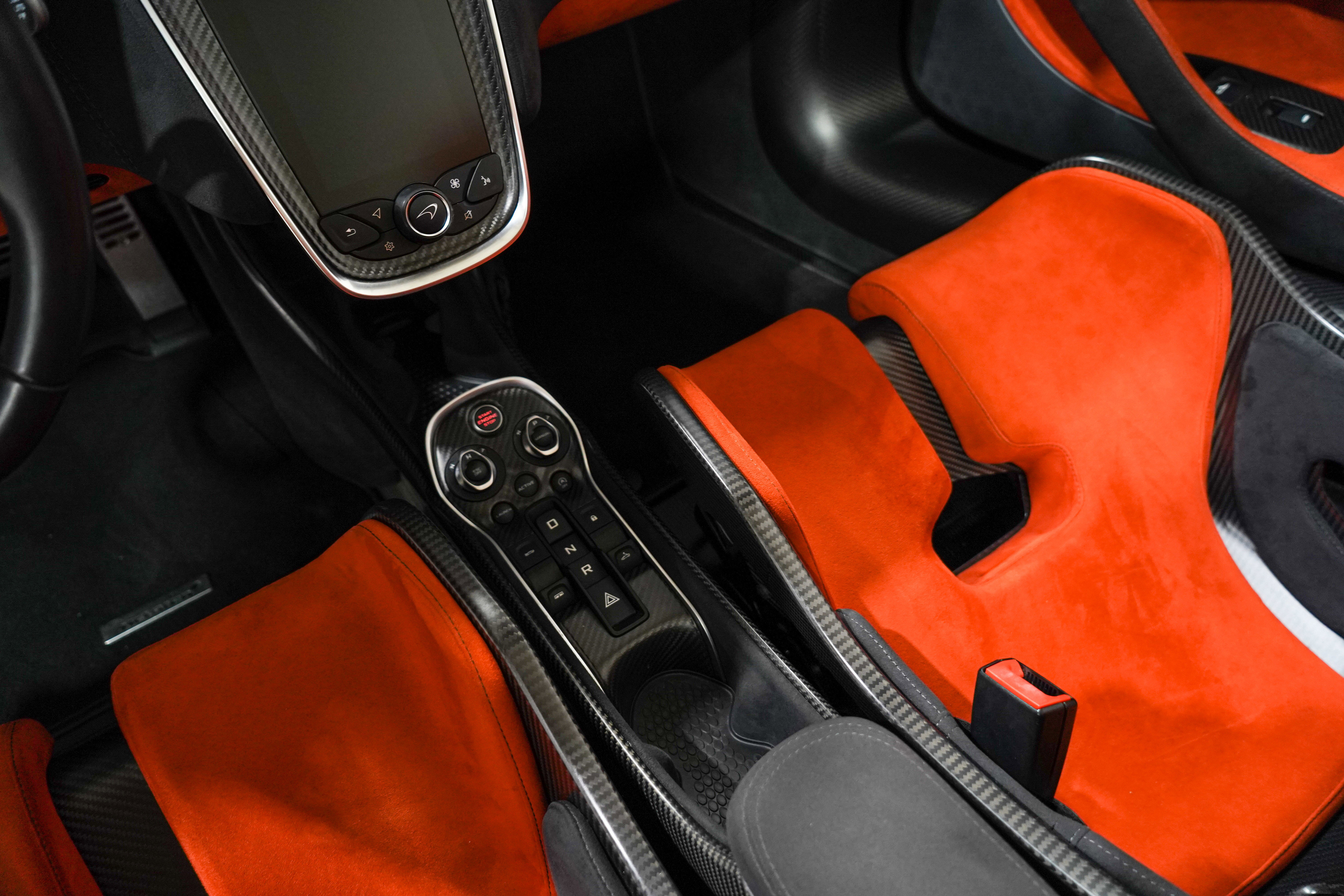 Used 2020 McLaren 600LT Spider photo 14