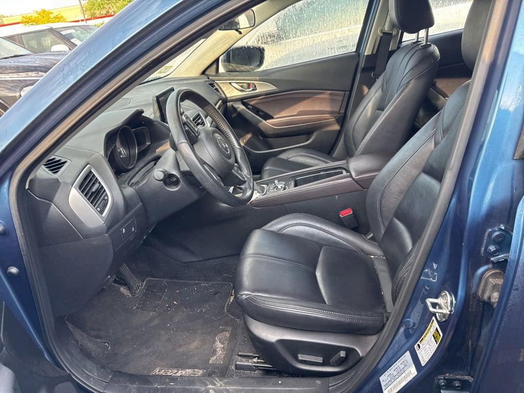 2017 MAZDA Mazda3 Touring