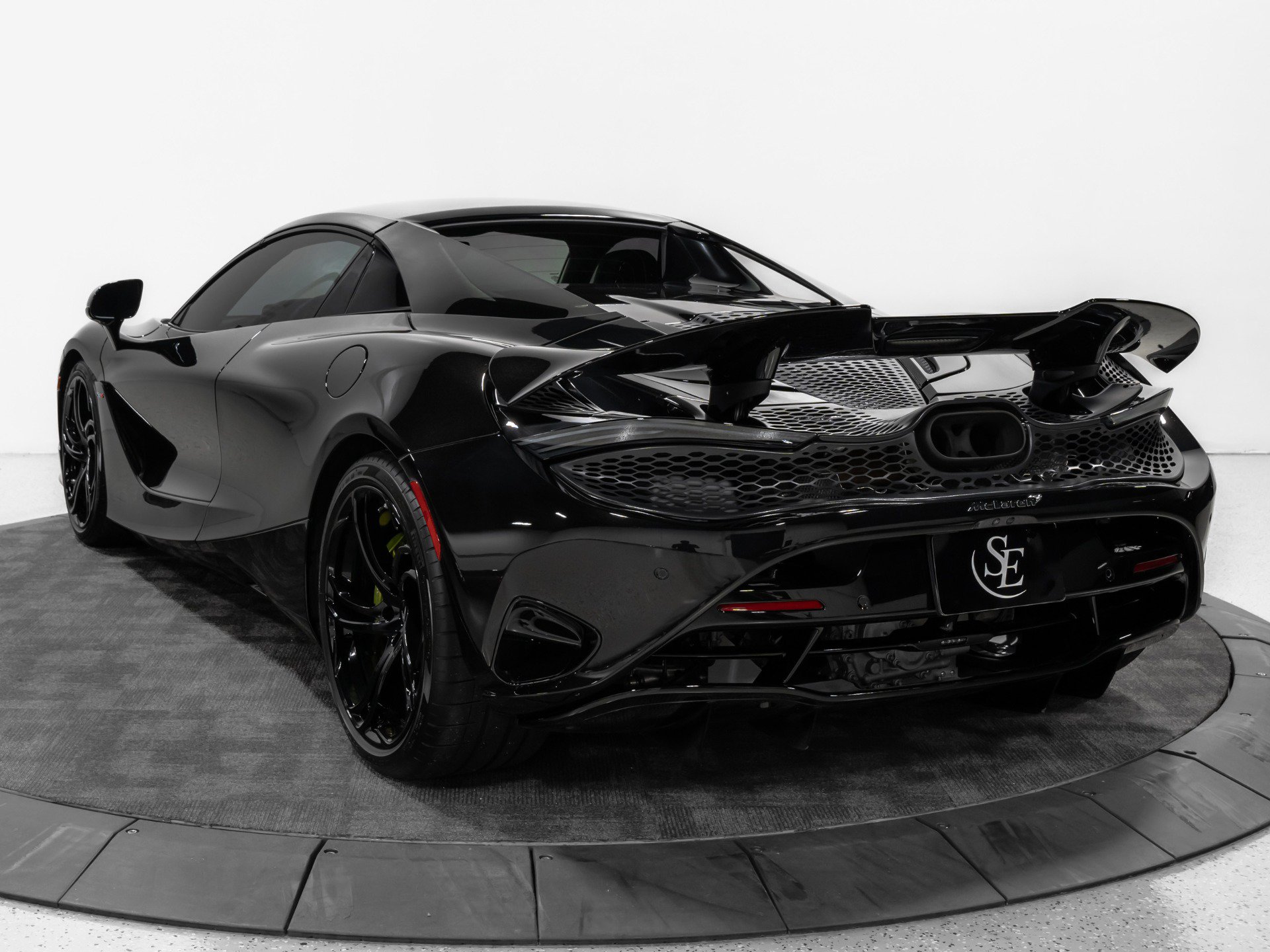 Used 2025 McLaren 750S Spider photo 23