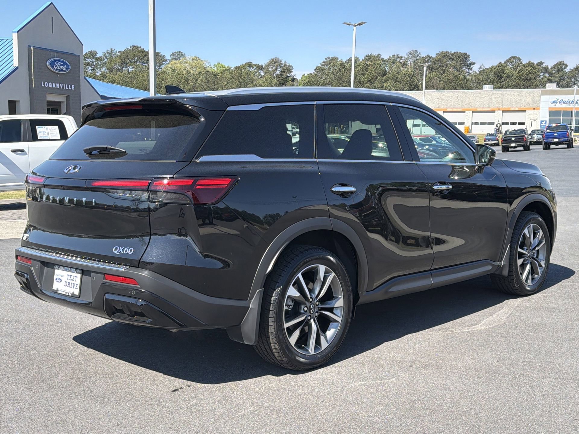 2023 INFINITI Qx60 Luxe