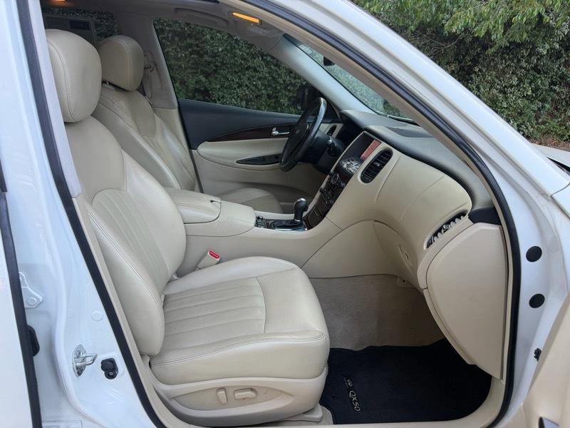 2017 INFINITI Qx50 AWD