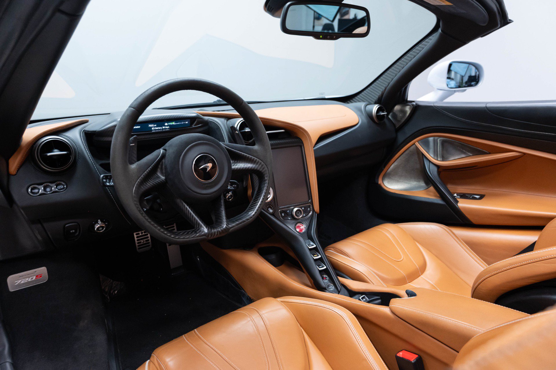 Used 2020 McLaren 720S Luxury photo 11