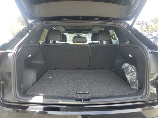 2025 Volkswagen Atlas Cross Sport SE