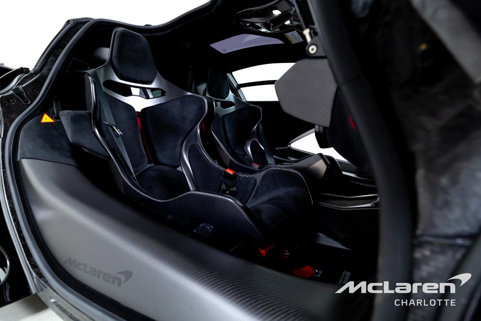 Used 2019 McLaren Senna photo 20