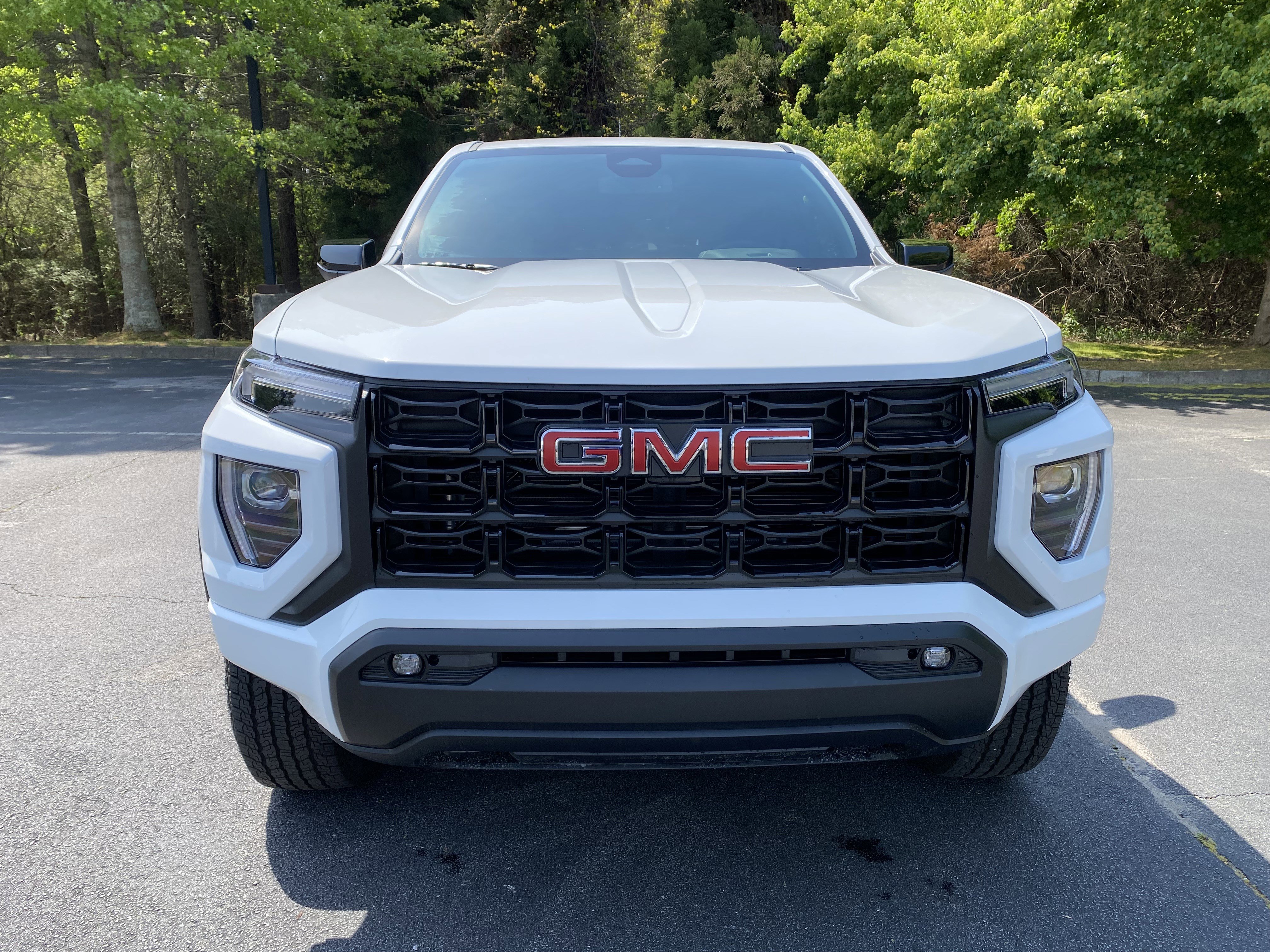 2024 GMC Canyon Elevation