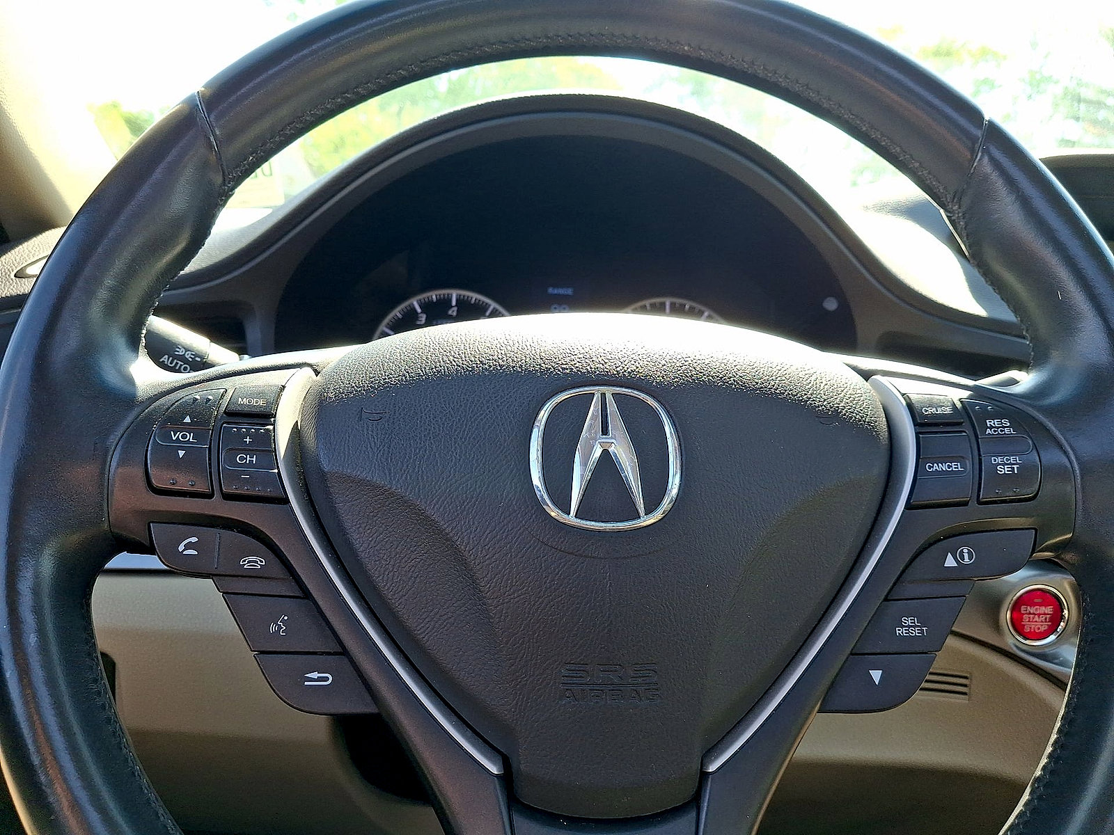 2013 Acura ILX w/ Technology Package