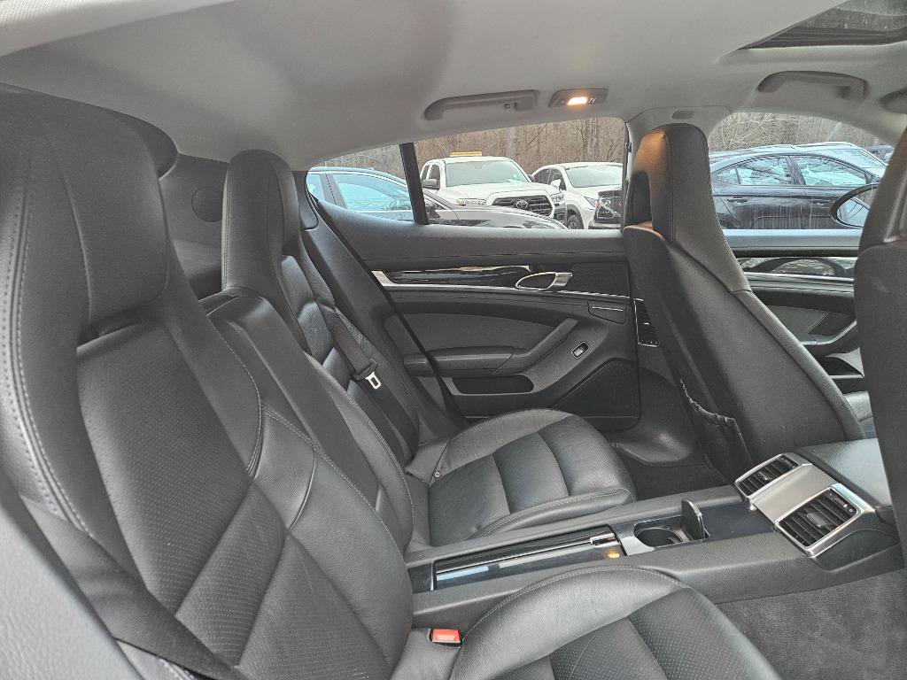 2012 Porsche Panamera 4