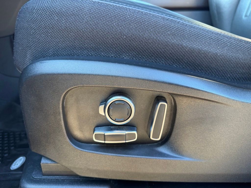 2023 Land Rover Defender 130 X