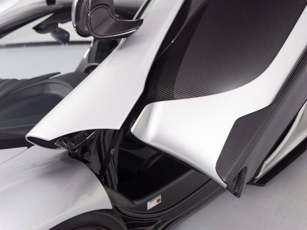 Used 2014 McLaren P1 photo 86