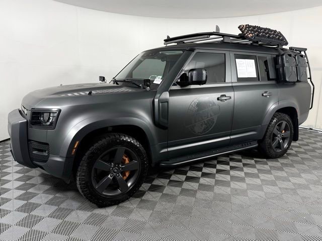 2023 Land Rover Defender 130 SE