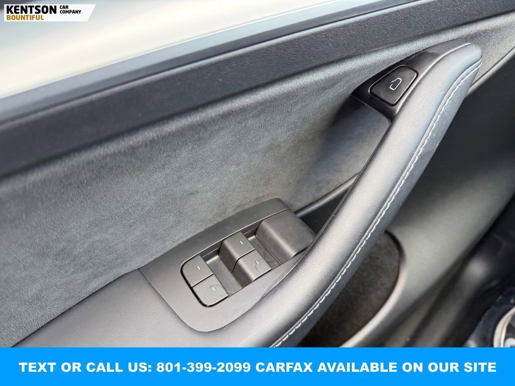 2024 Tesla Model Y Performance