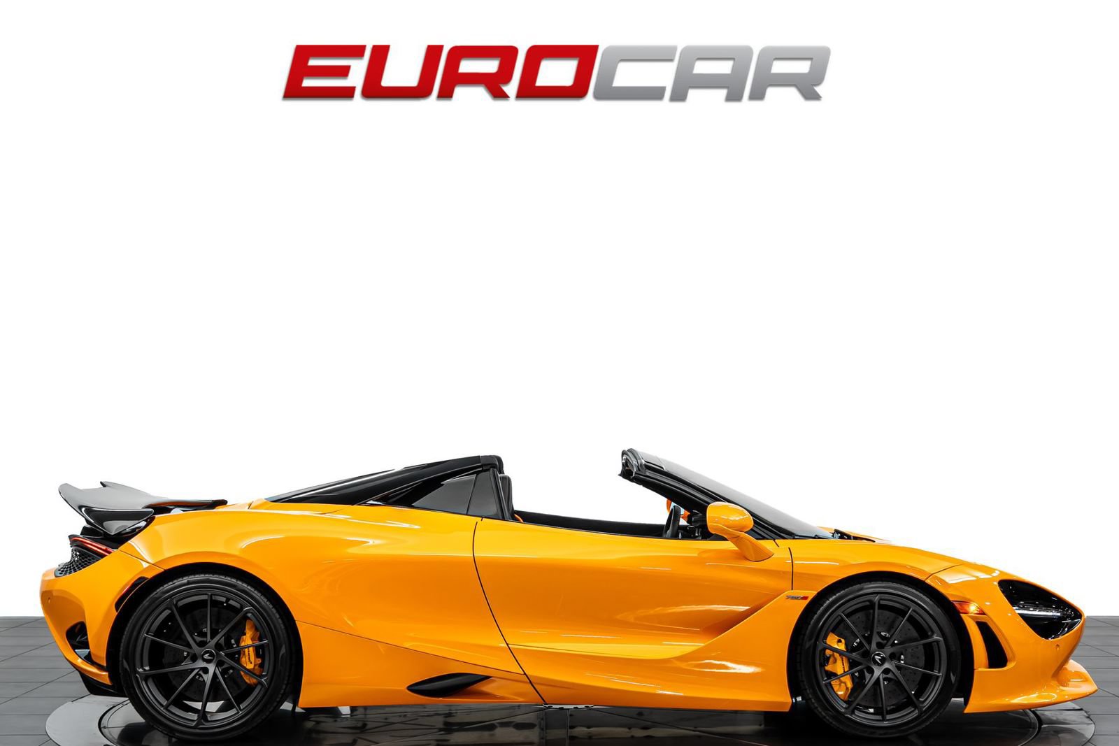 Used 2026 McLaren 750S Spider photo 8