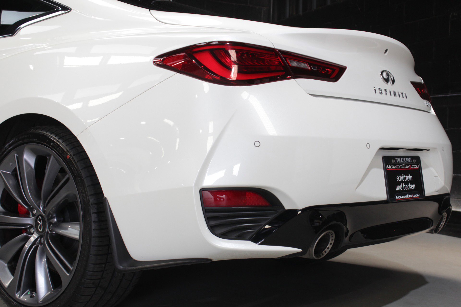 2022 INFINITI Q60 Red Sport 400