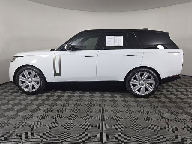 2023 Land Rover Range Rover SE