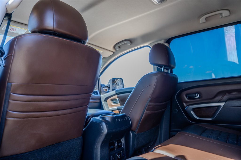 2017 Nissan Titan Platinum Reserve