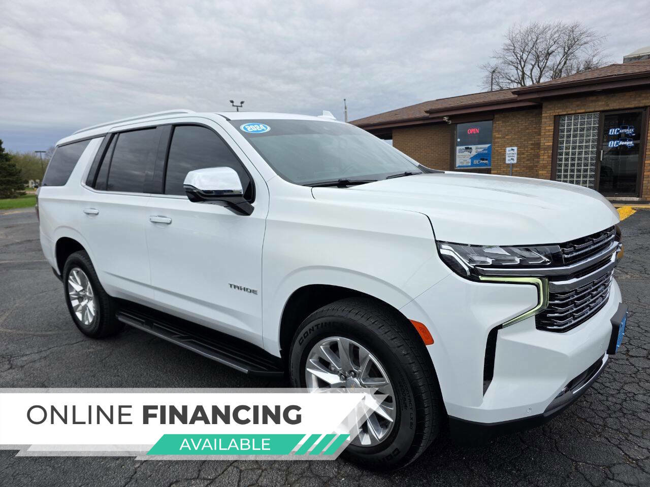 Used 2024 Chevrolet Tahoe Premier w/ Premium Package 2