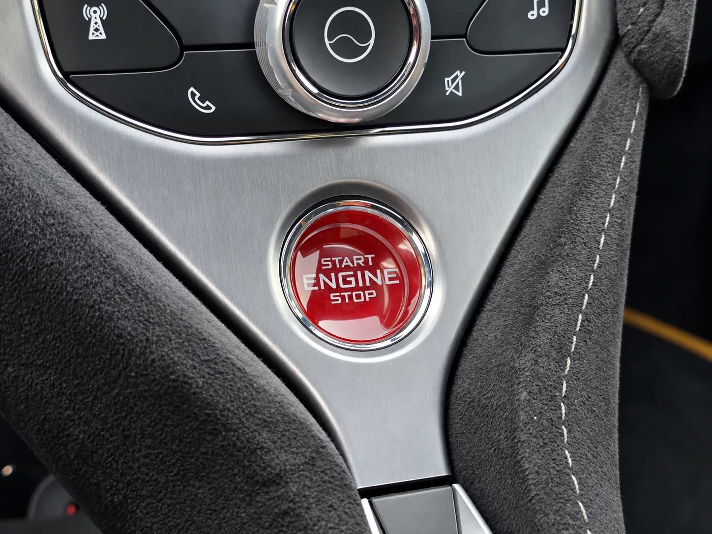 Used 2019 McLaren 720S photo 36