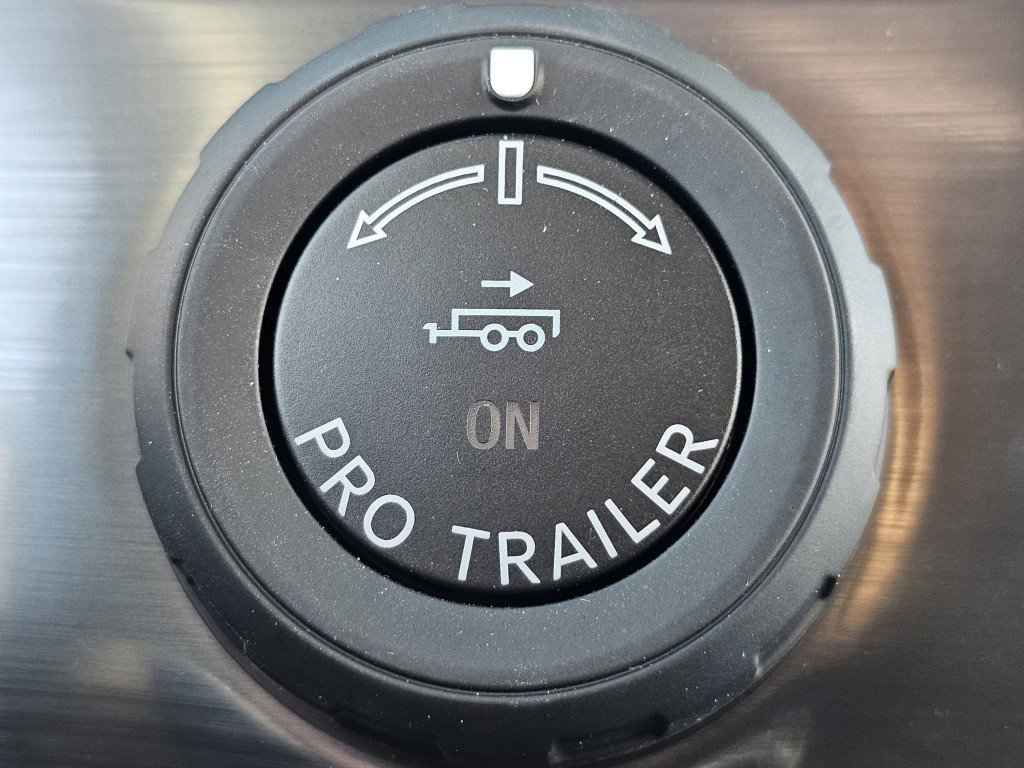 2024 Ford F150 Lightning Platinum