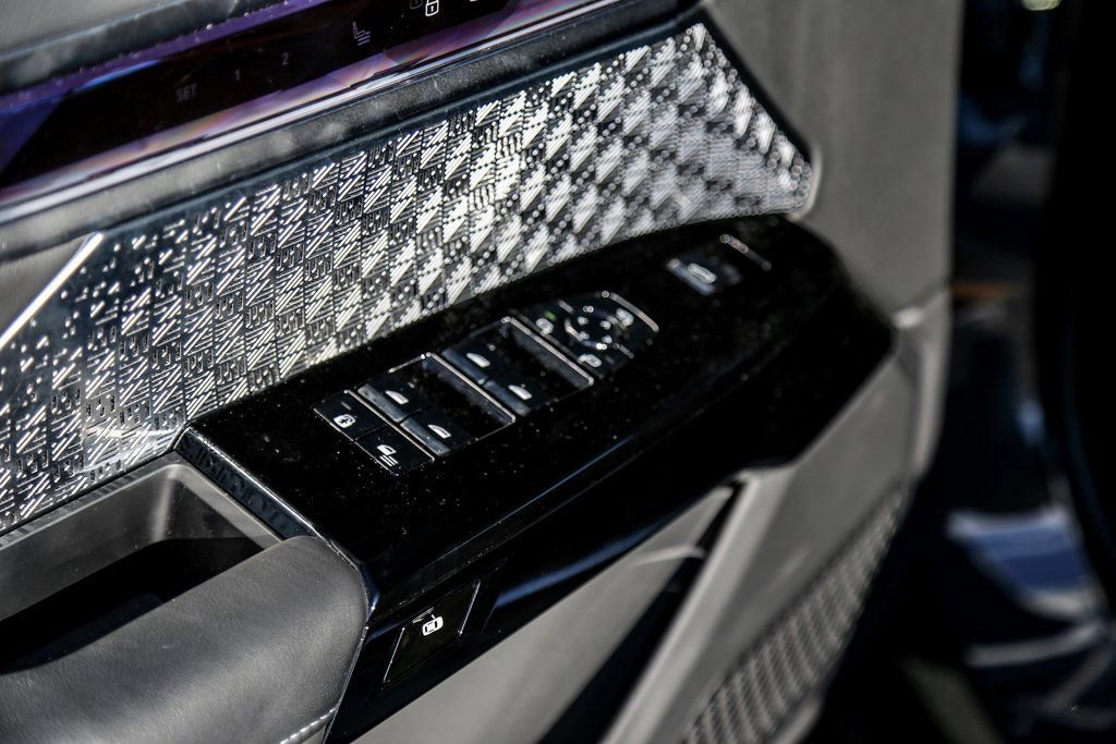 2025 BMW 760i xDrive