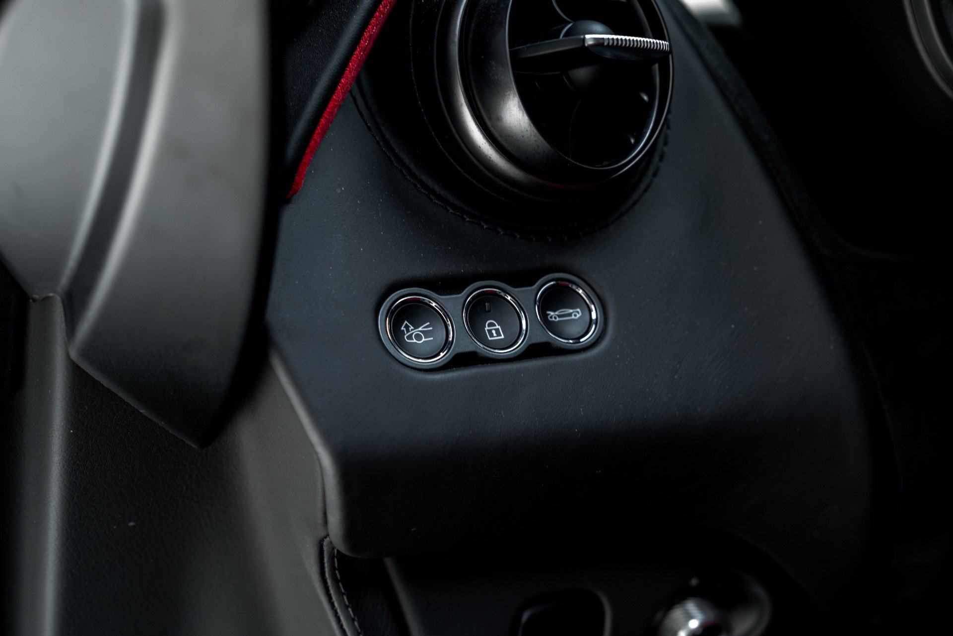 Used 2024 McLaren 750S Spider photo 62