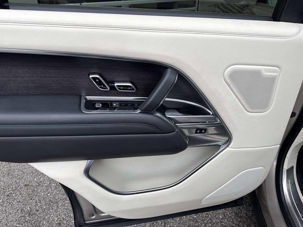 2024 Land Rover Range Rover Long Wheelbase SE