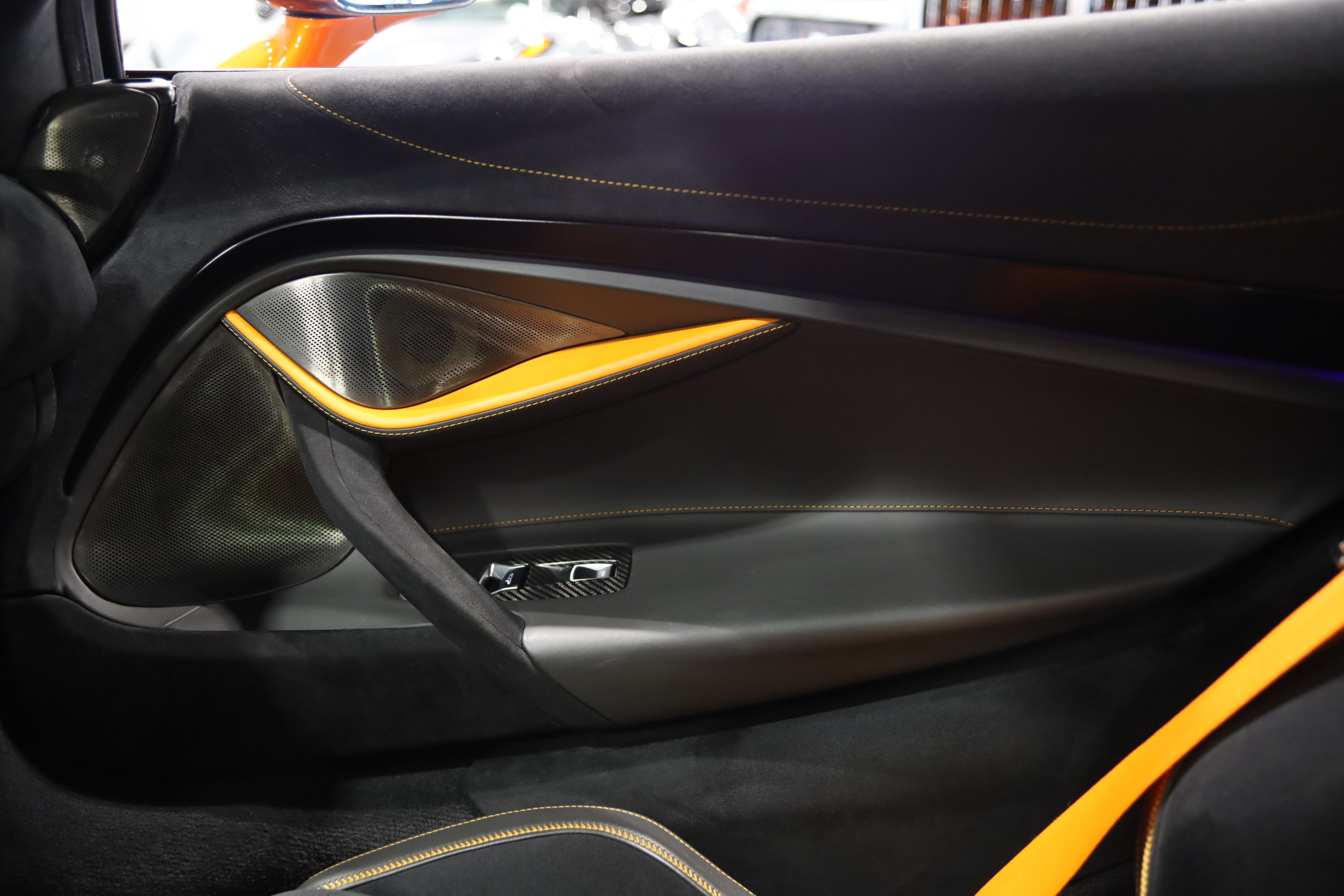 Used 2019 McLaren 720S Performance photo 35