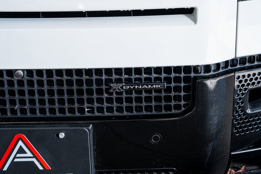 2023 Land Rover Defender 110 X-Dynamic SE