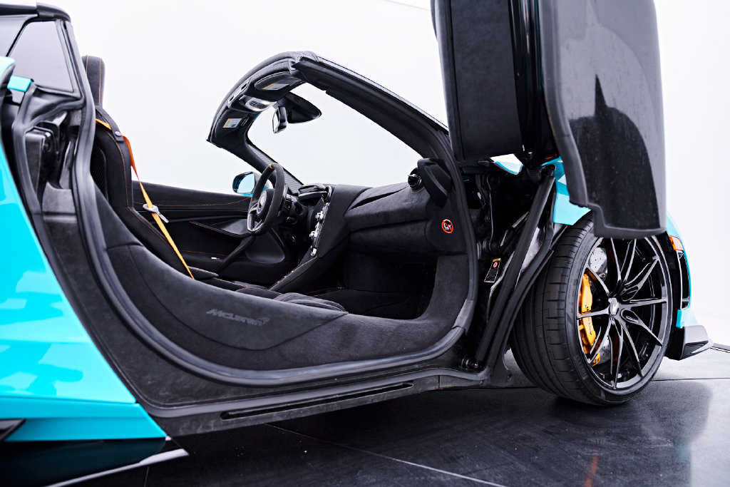 Used 2022 McLaren 765LT photo 61