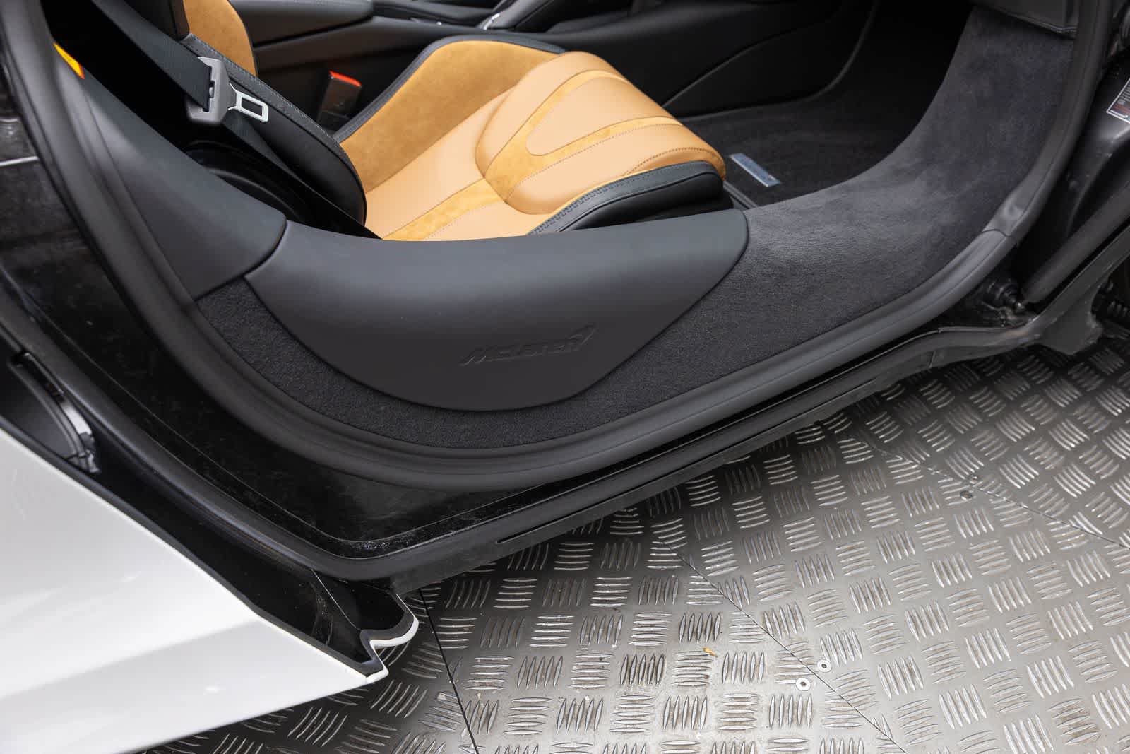 New 2027 McLaren 750S Spider photo 38