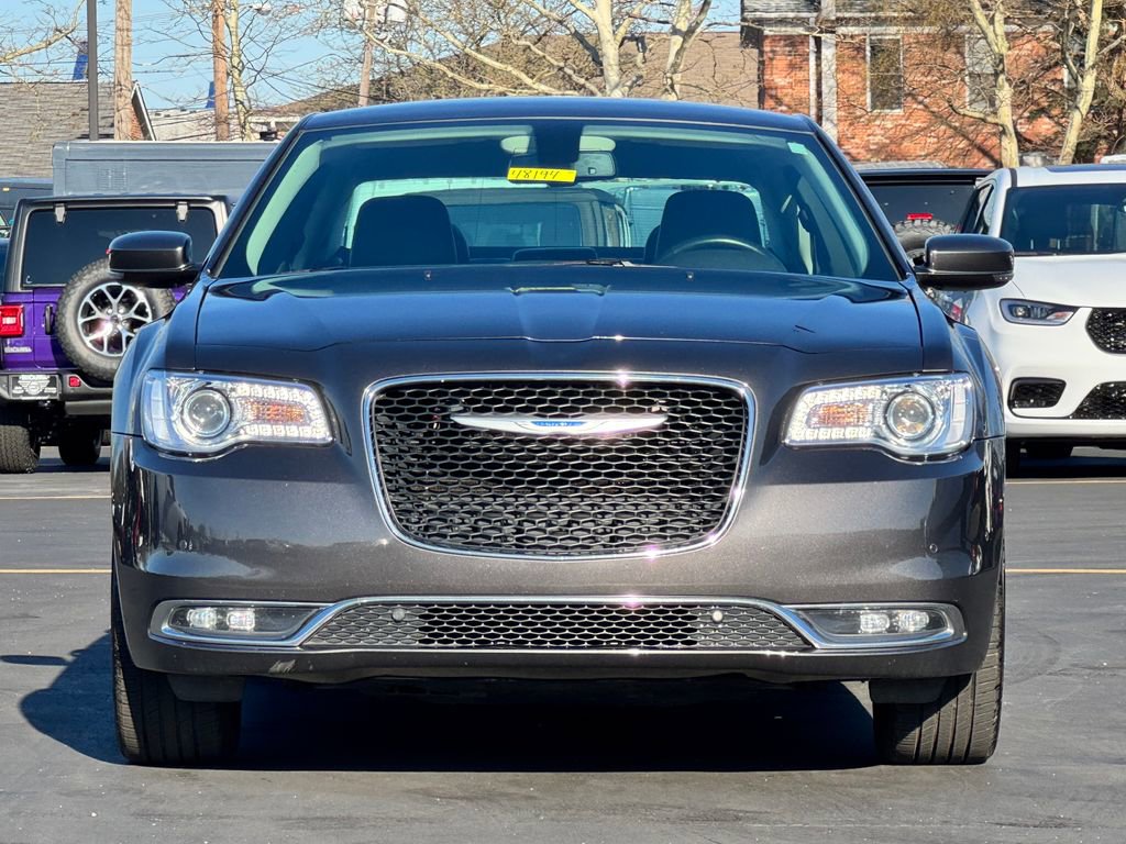 2021 Chrysler 300 Touring L