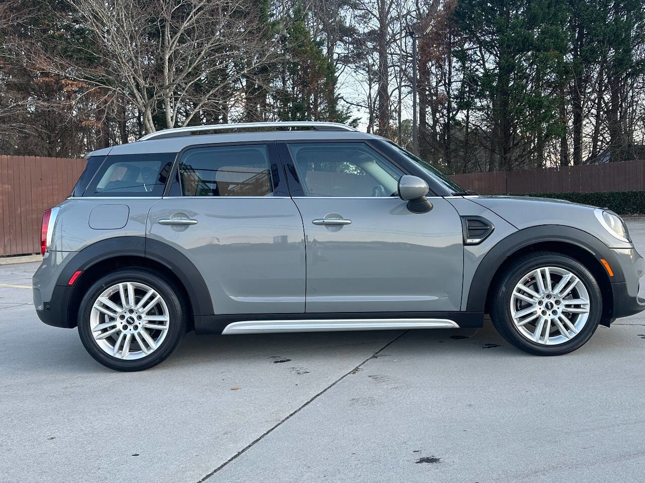 2019 MINI Cooper Countryman Cooper 4dr Crossover