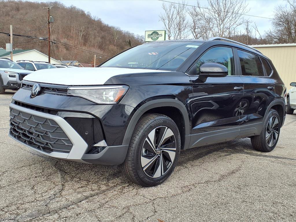 New 2026 Volkswagen Taos SE