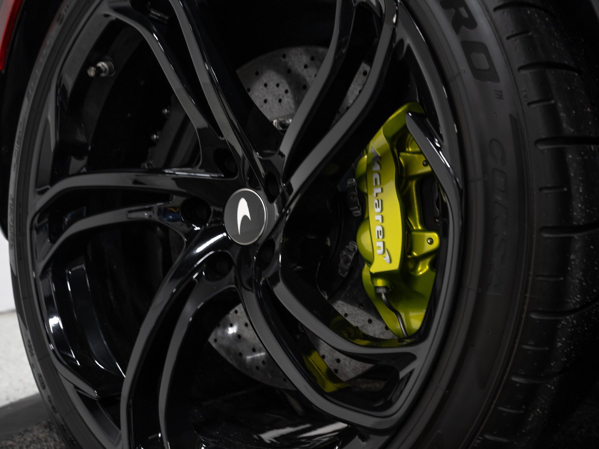 Used 2025 McLaren 750S Spider photo 35