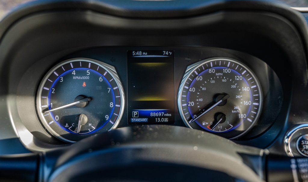 2017 INFINITI Q60 3.0t