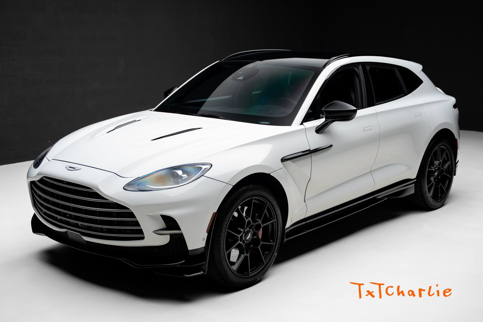 Used 2023 Aston Martin DBX 707