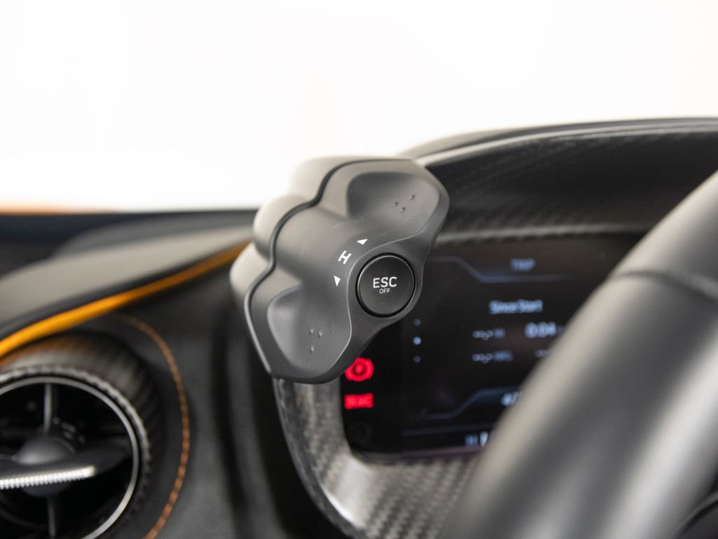 Used 2024 McLaren 750S Spider photo 22