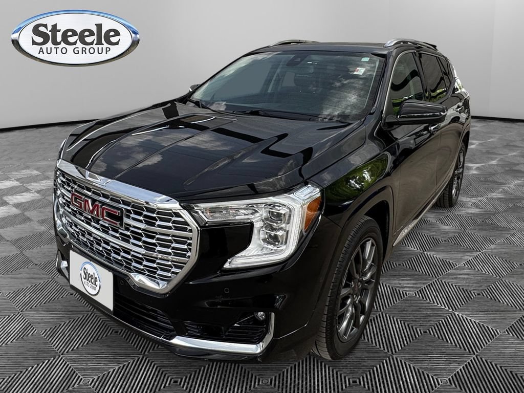 Used 2024 GMC Terrain Denali w/ Black Diamond Edition